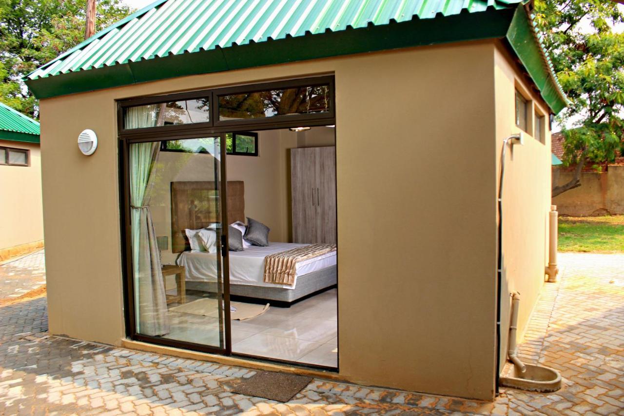 Zoe Bush Lodge Pretoria-Noord Exteriör bild