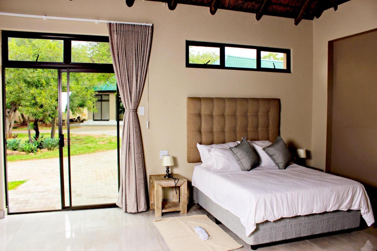 Zoe Bush Lodge Pretoria-Noord Exteriör bild