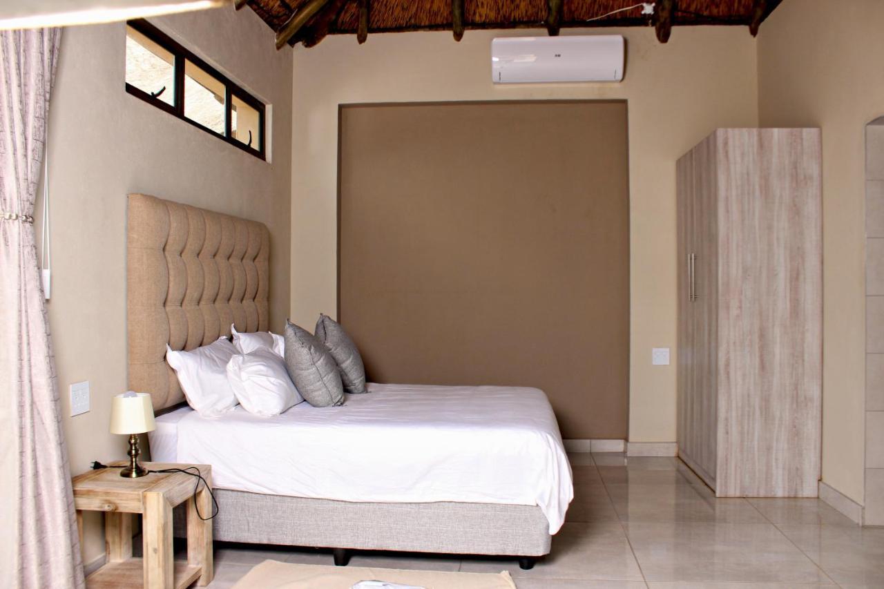 Zoe Bush Lodge Pretoria-Noord Exteriör bild