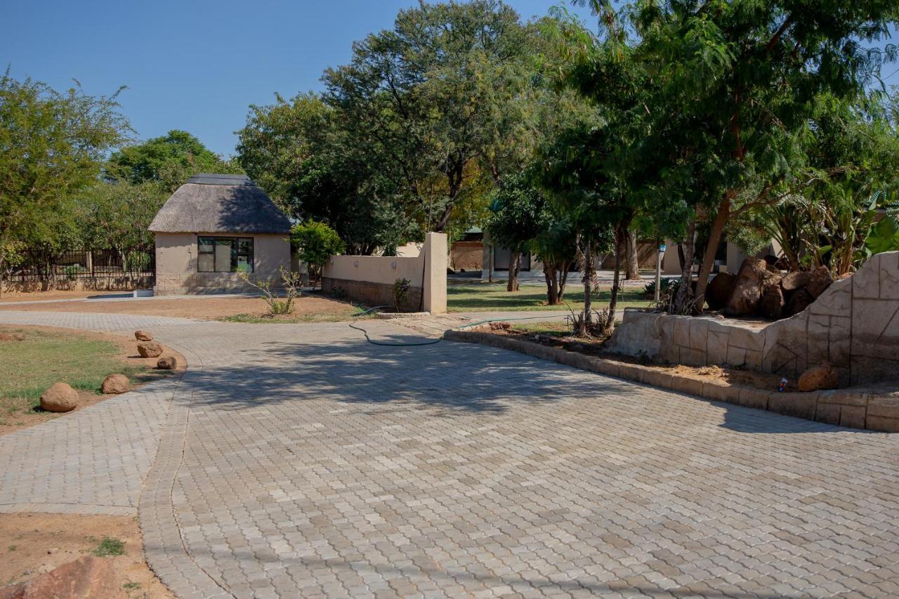 Zoe Bush Lodge Pretoria-Noord Exteriör bild